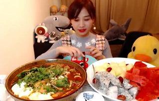 网红小王吃瓜,网红小王深度揭秘娱乐圈吃瓜大事件