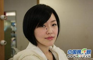 李萱最新爆料消息新闻视频,揭秘新闻视频背后的惊人真相