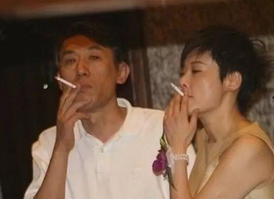 爆料明星抽烟全过程视频,全程视频曝光，真实画面令人咋舌