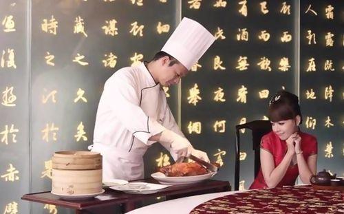 虞美人假发爆料视频播放,揭秘网红假发背后的秘密