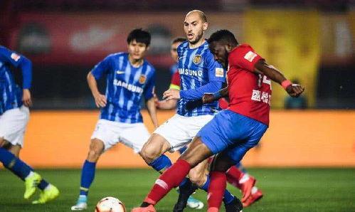 国内足球记者爆料新闻,顶级球星加盟豪门球队